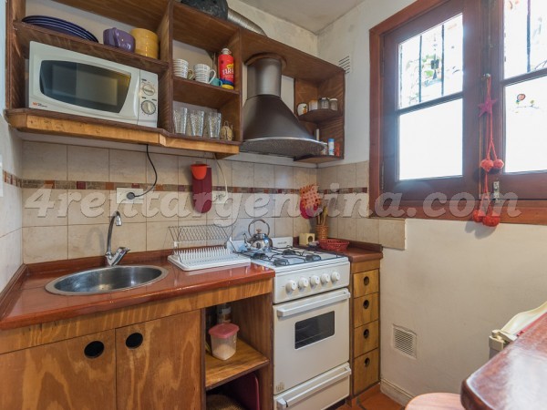 Apartamento Tacuari e Carlos Calvo II - 4rentargentina