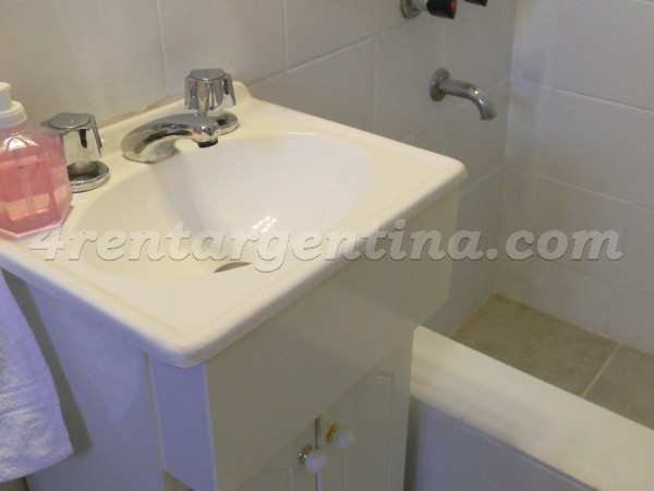 Mario Bravo et Cordoba: Furnished apartment in Palermo