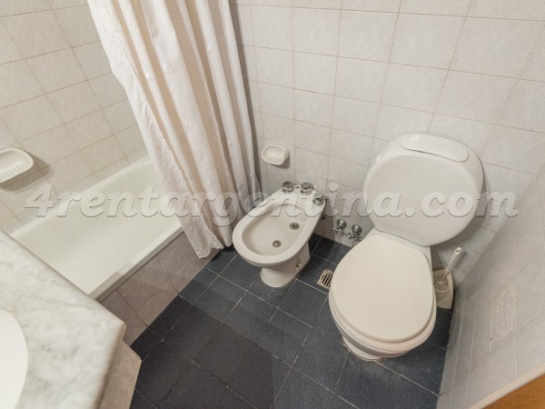 Larrea et Santa Fe: Apartment for rent in Recoleta