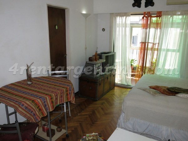 Chacabuco and Cochabamba: Furnished apartment in San Telmo
