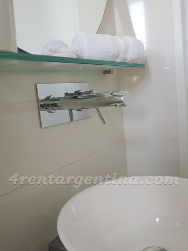 Esmeralda et Cordoba V: Furnished apartment in Downtown