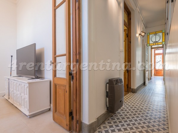 San Juan et Pichincha II: Apartment for rent in Buenos Aires