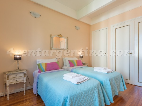 Santa Fe and Julian Alvarez: Furnished apartment in Palermo