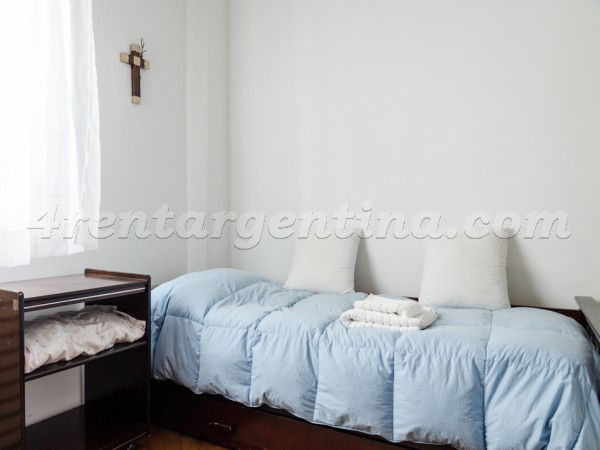 Tucuman and Rodriguez Pe�a, apartment fully equipped