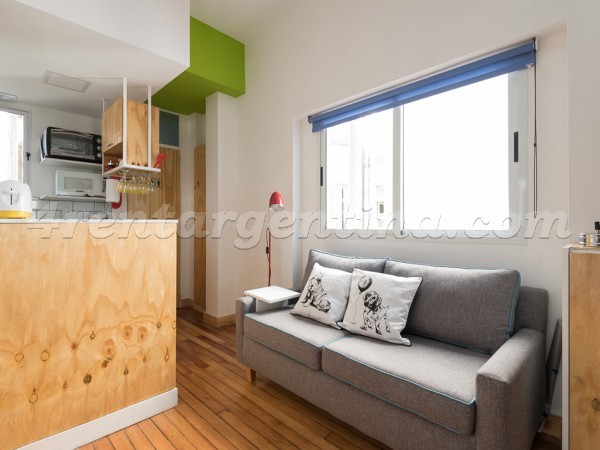 Viamonte et Carlos Pellegrini: Apartment for rent in Downtown