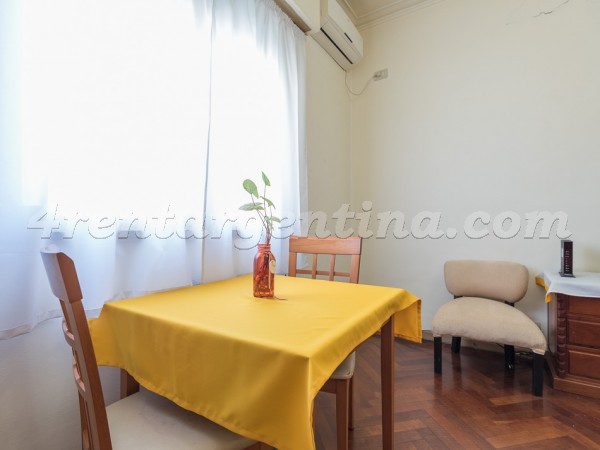 Tucuman et Reconquista IV: Furnished apartment in Downtown