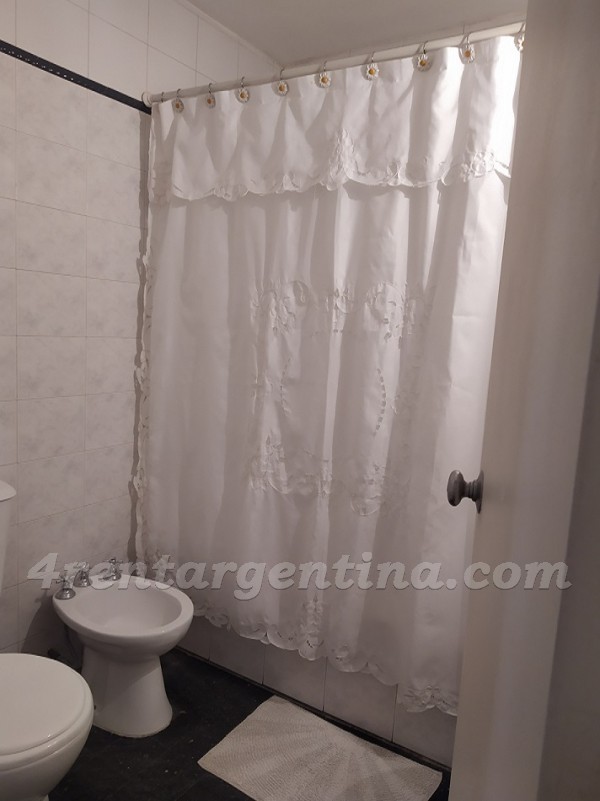 25 de Mayo and Cordoba: Apartment for rent in Downtown
