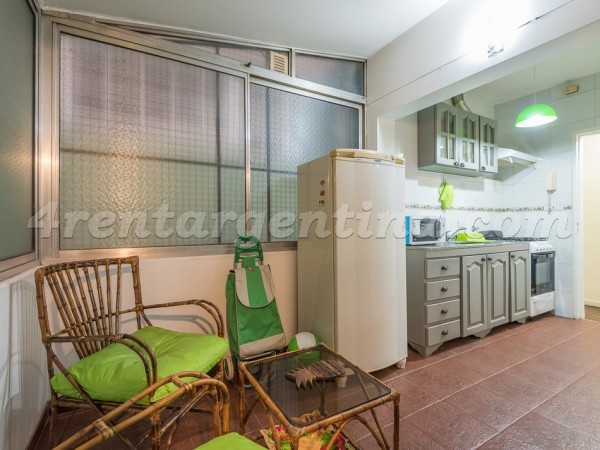 Peron et Gascon I: Furnished apartment in Almagro