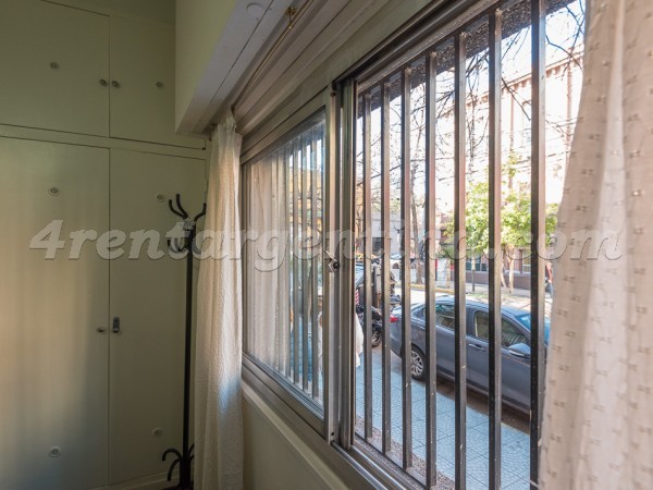 Peron et Gascon I: Furnished apartment in Almagro