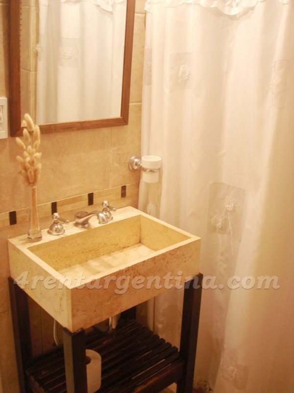 Apartment Paseo Colon and Independencia - 4rentargentina