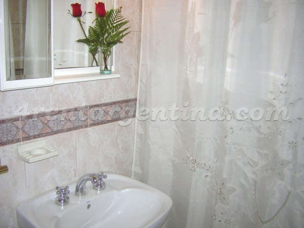 Junin y Bme. Mitre: Apartamento en Alquiler Temporario