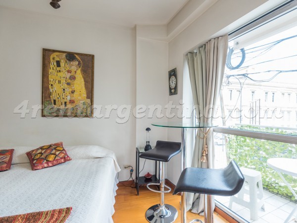 Azcuenaga and Las Heras: Furnished apartment in Recoleta